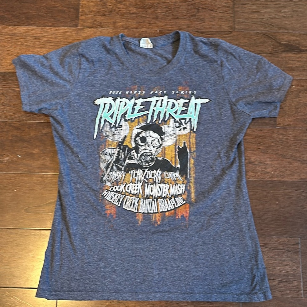 Triple threat T-shirt men’s S by the ATC